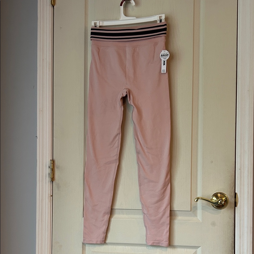 Women’s Pink leggings